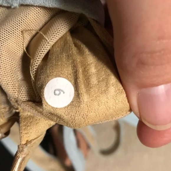 Lululemon Get Fit Tank - Picture 5 of 6